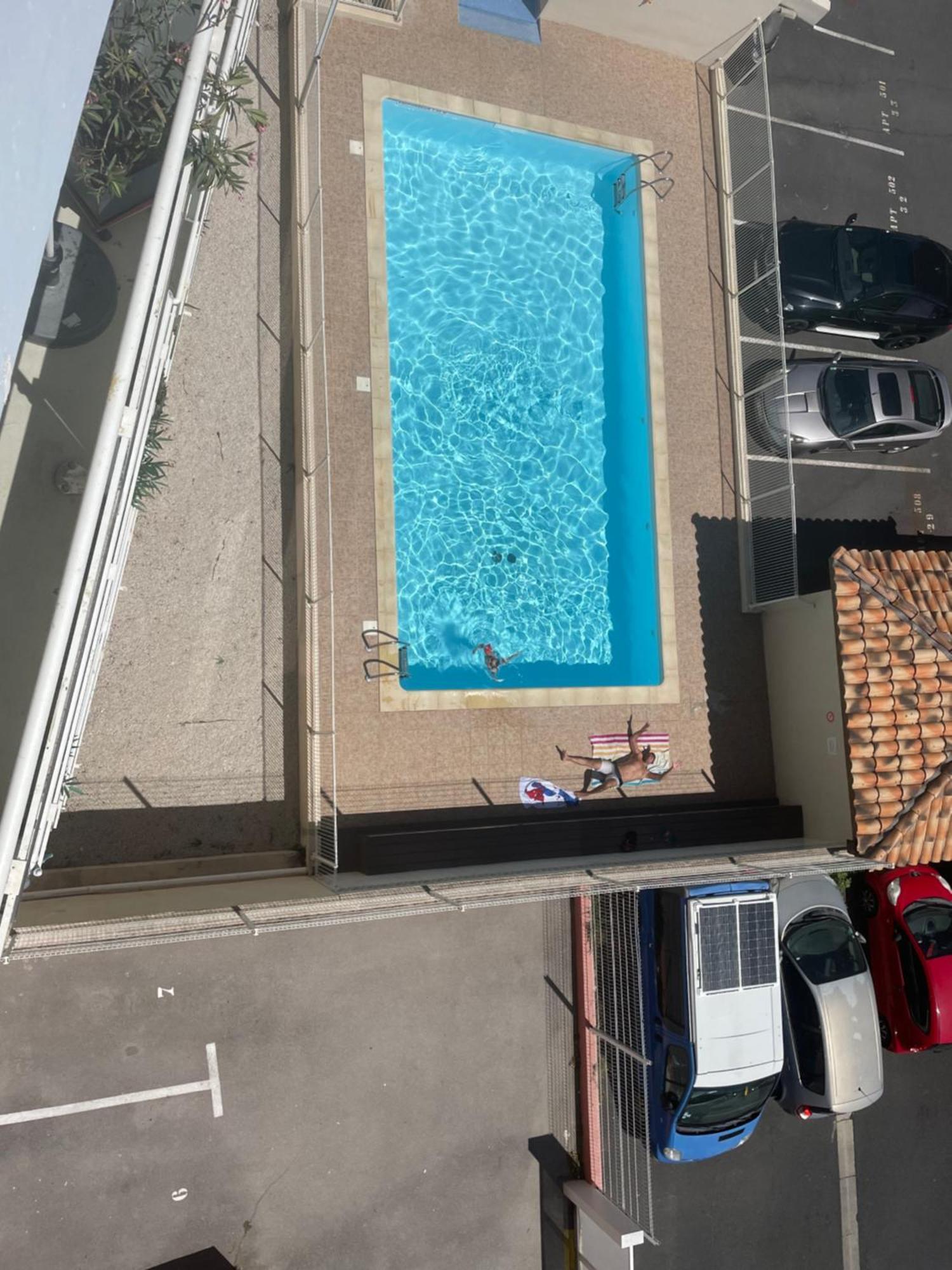 Appartement T2, Climatise, Wifi, Parking Et Piscine Prives Сет Екстериор снимка
